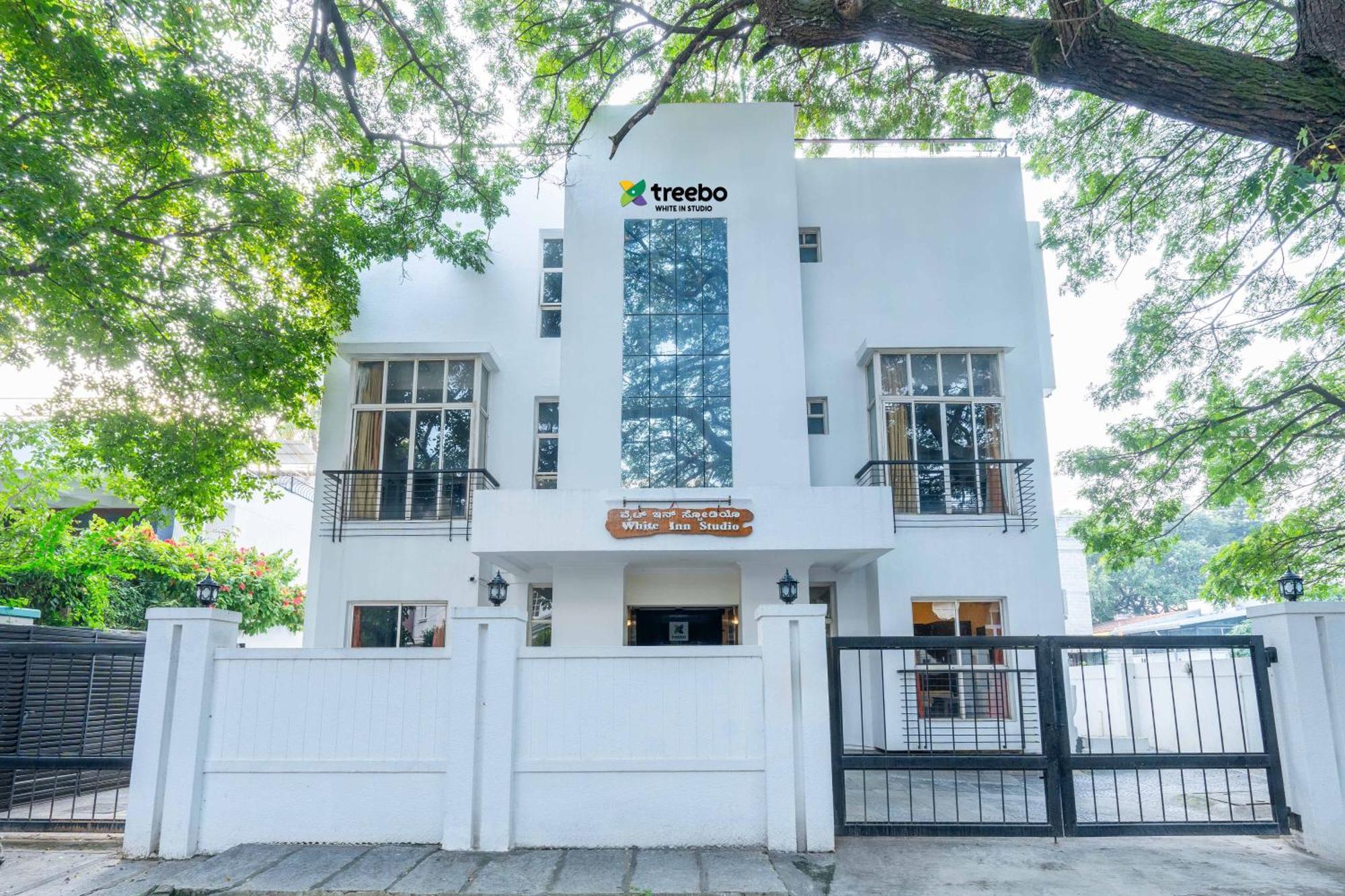 Treebo Ivory White Inn บังกาลอร์ ภายนอก รูปภาพ